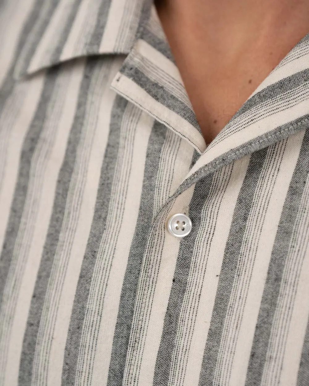 Short Sleeve Linen Shirt Black Striped