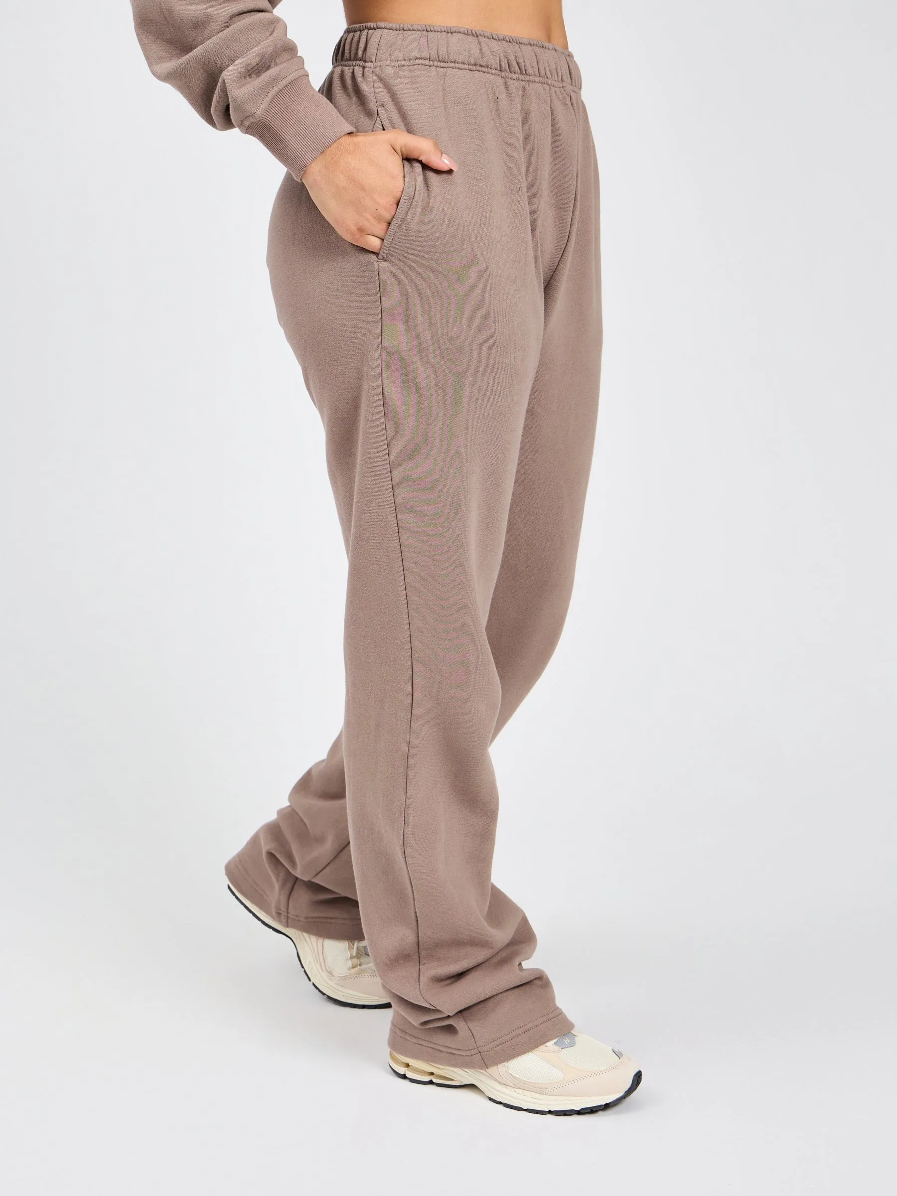 Threads Straight Leg Sweatpant - Chai Latte