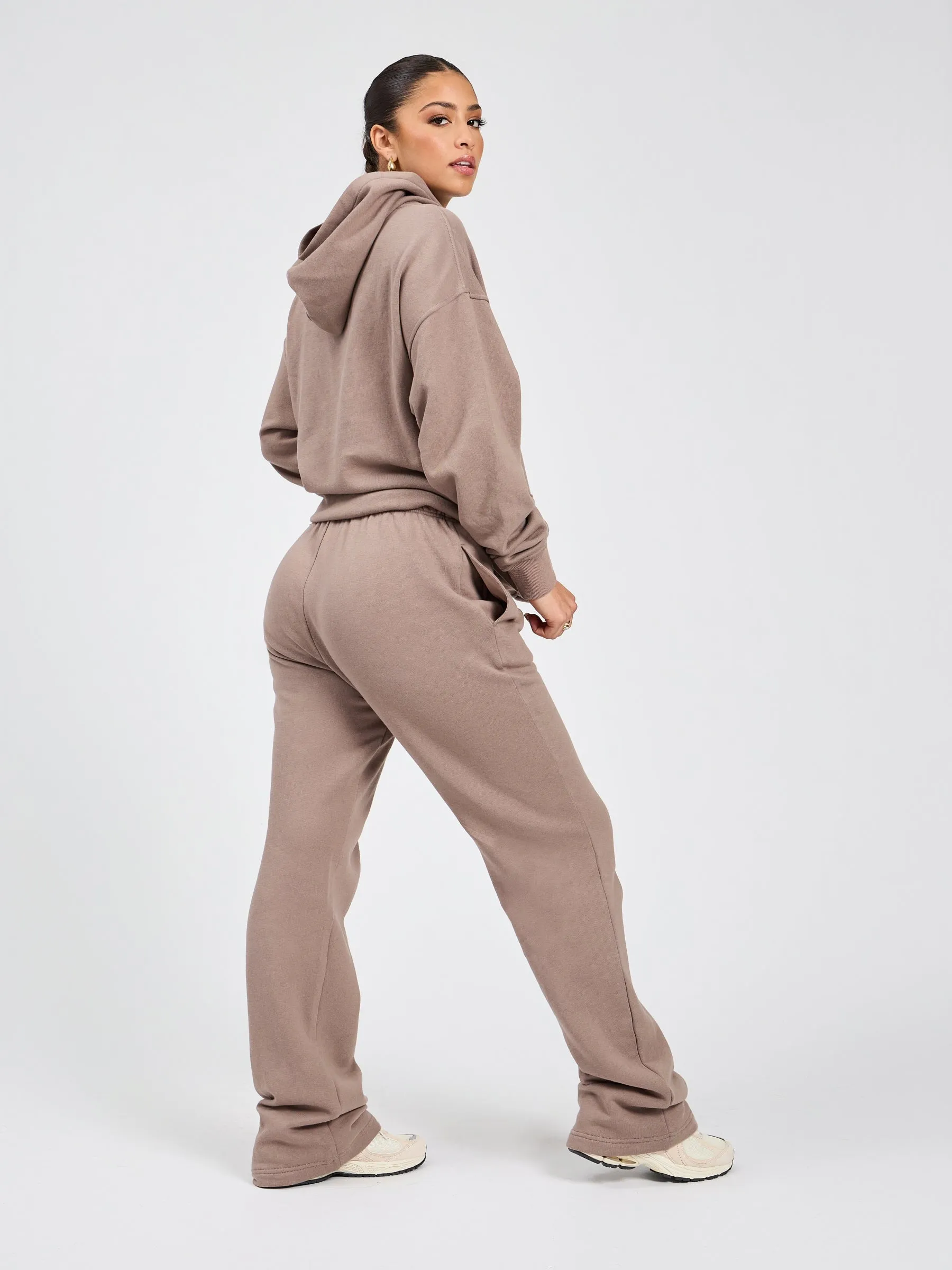 Threads Straight Leg Sweatpant - Chai Latte
