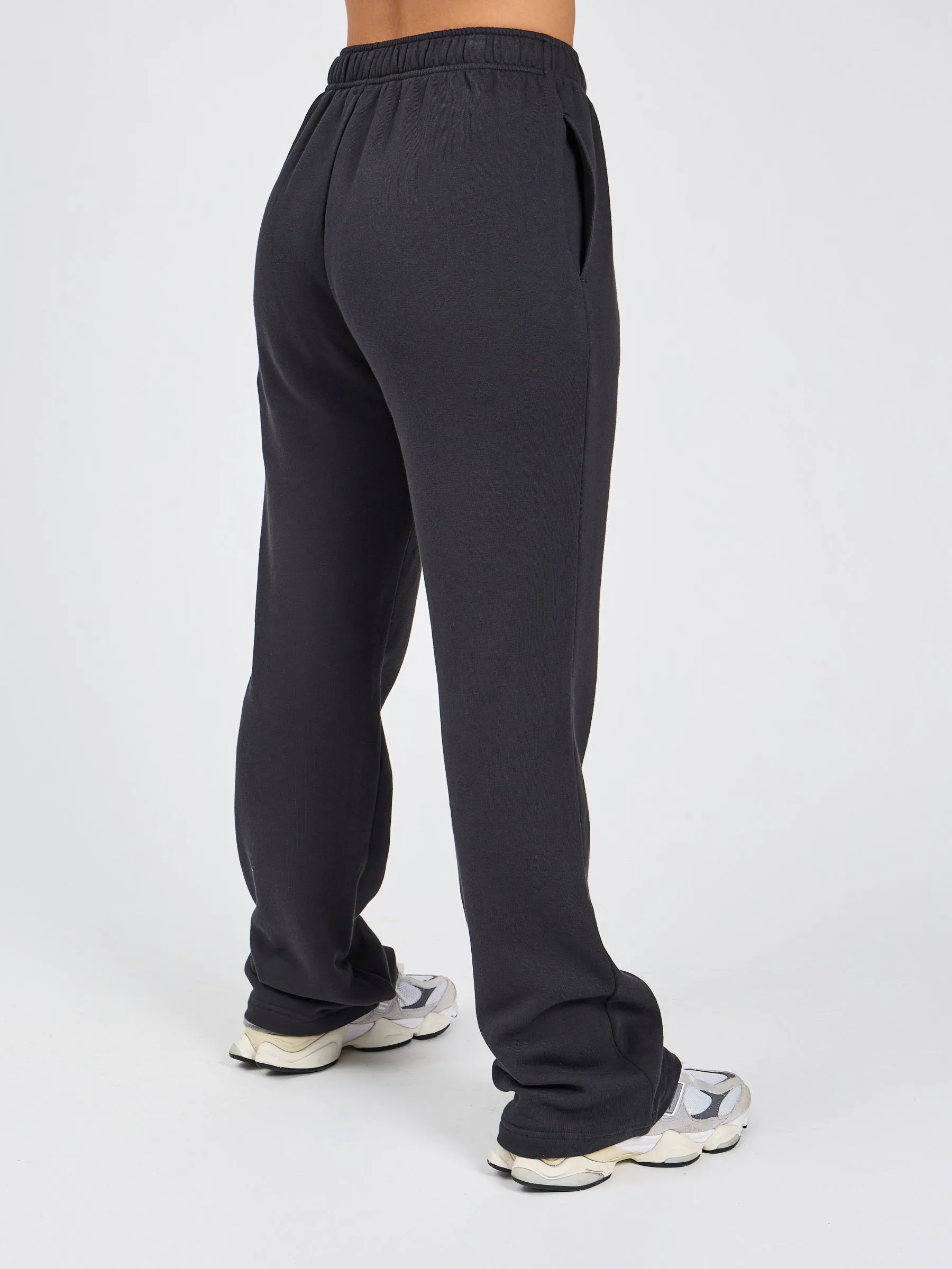 Threads Straight Leg Sweatpant - Onyx Black